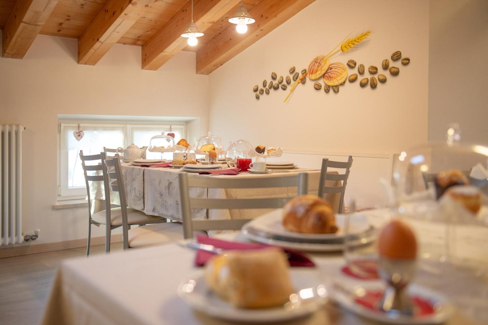 B&B La Casa Di Rosa Vago Екстериор снимка