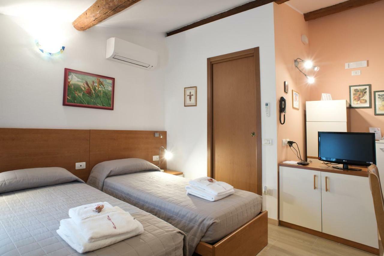 B&B La Casa Di Rosa Vago Екстериор снимка