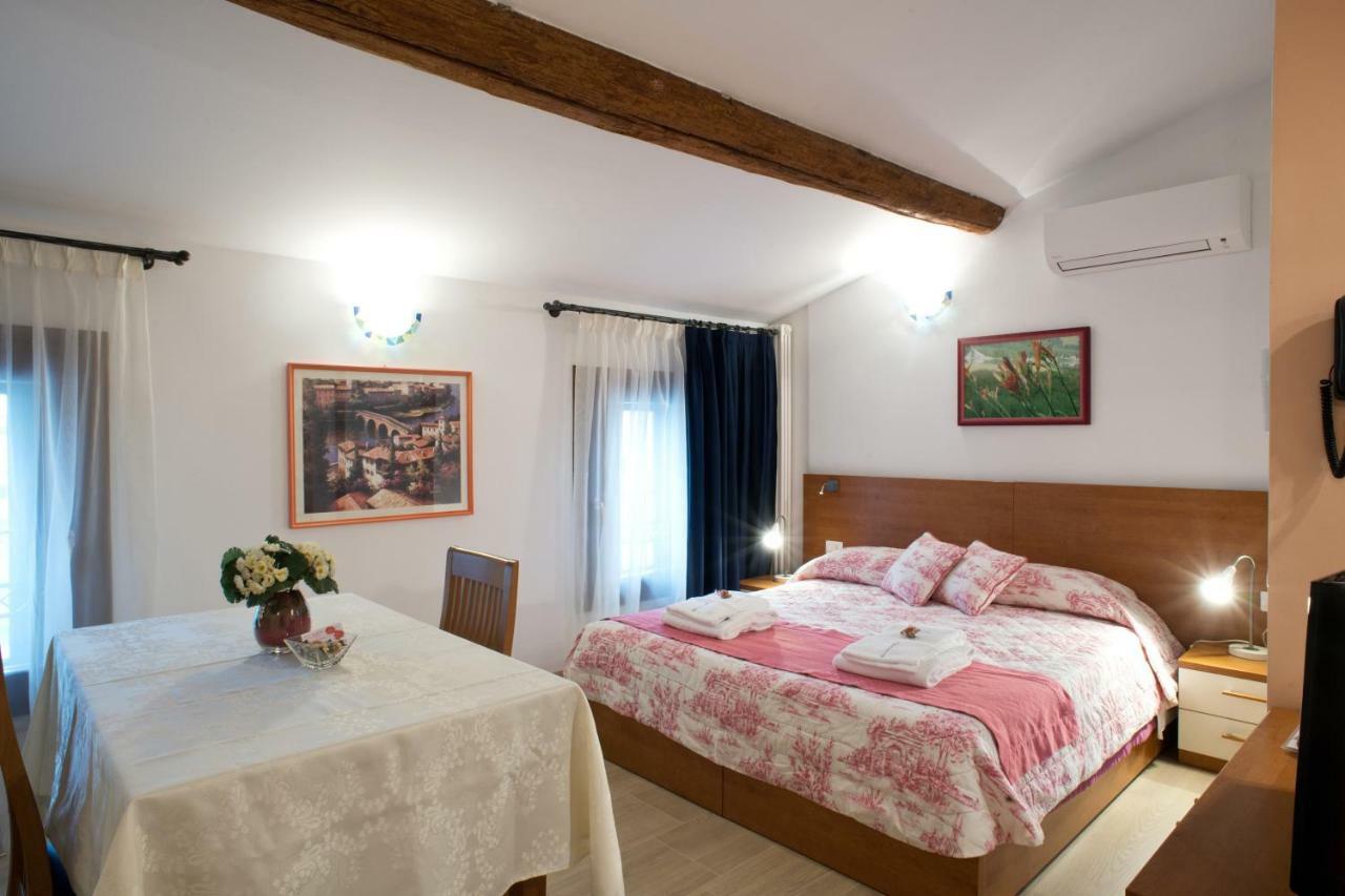 B&B La Casa Di Rosa Vago Екстериор снимка
